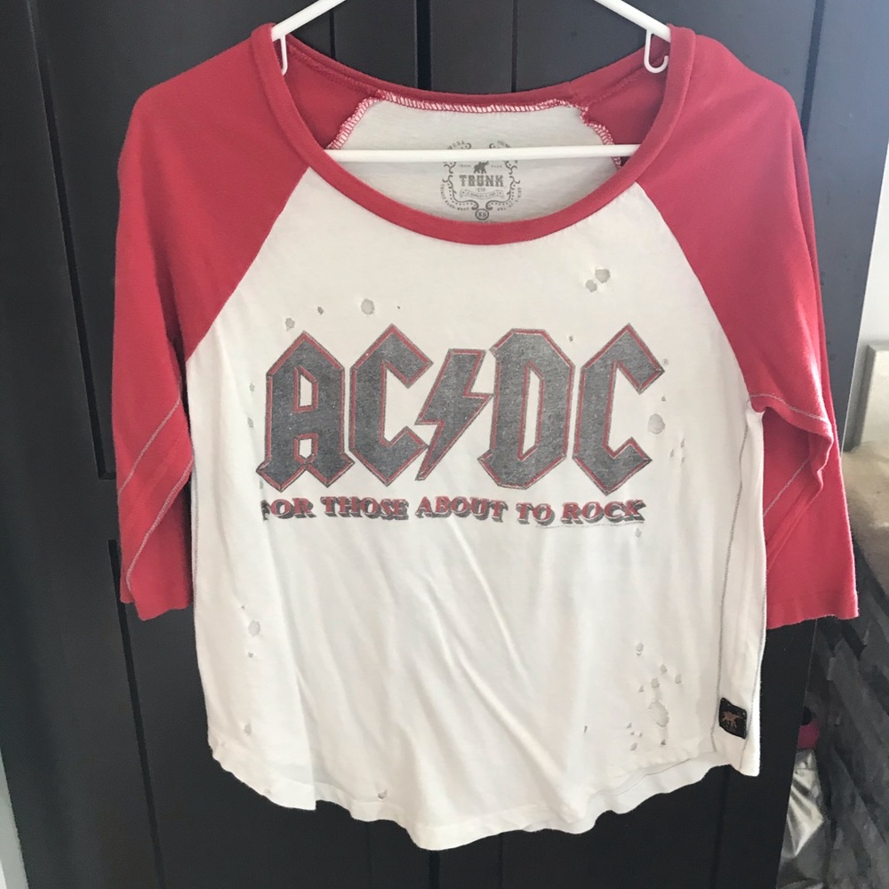 TRUNK LTD Distressed Raglan XS